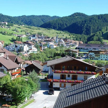 Ciasa Confolia Hotel Corvara In Badia Kültér fotó