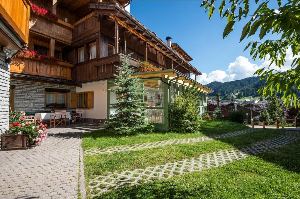Ciasa Confolia Hotel Corvara In Badia Kültér fotó